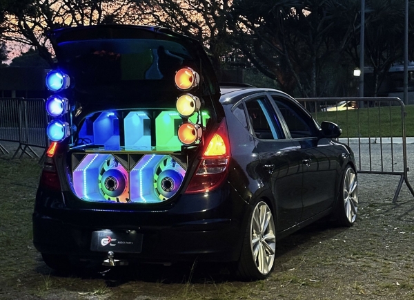 Hyundai i30 + SOM